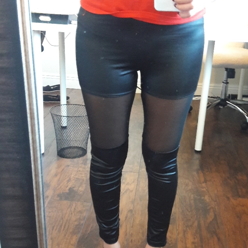 Mesh legging